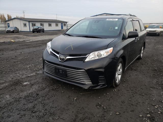 Photo 1 VIN: 5TDKZ3DC6JS915406 - TOYOTA SIENNA LE 