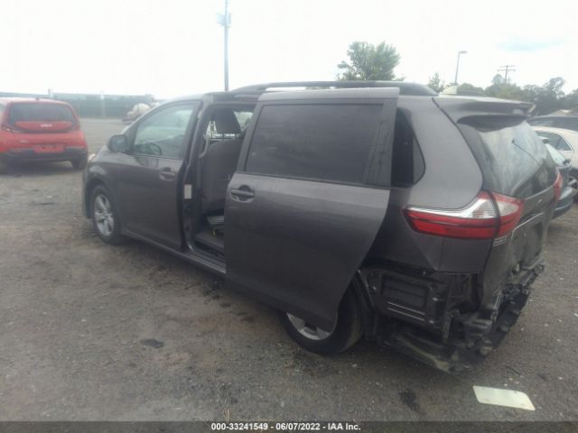 Photo 2 VIN: 5TDKZ3DC6JS934201 - TOYOTA SIENNA 