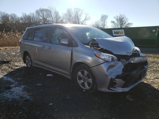 Photo 3 VIN: 5TDKZ3DC6JS964346 - TOYOTA SIENNA LE 