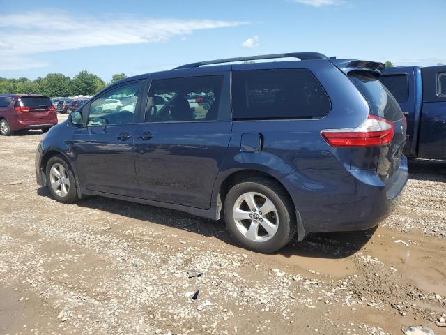 Photo 1 VIN: 5TDKZ3DC6KS005742 - TOYOTA SIENNA LE 