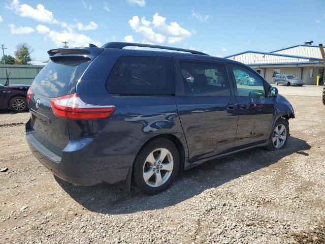 Photo 2 VIN: 5TDKZ3DC6KS005742 - TOYOTA SIENNA LE 