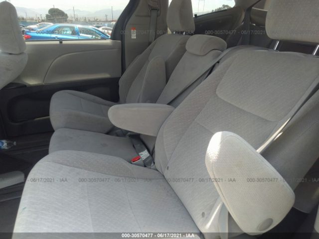 Photo 7 VIN: 5TDKZ3DC6KS019401 - TOYOTA SIENNA 