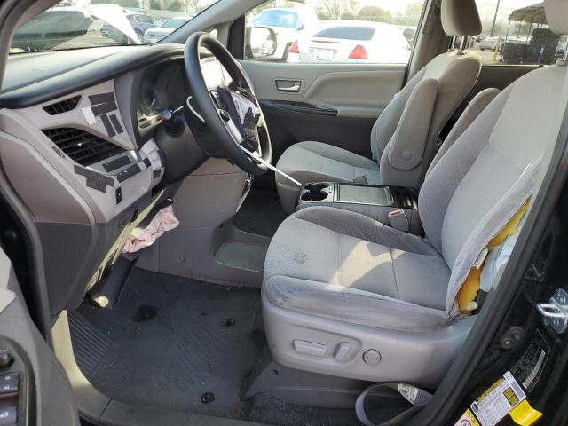 Photo 6 VIN: 5TDKZ3DC6KS988843 - TOYOTA SIENNA LE 