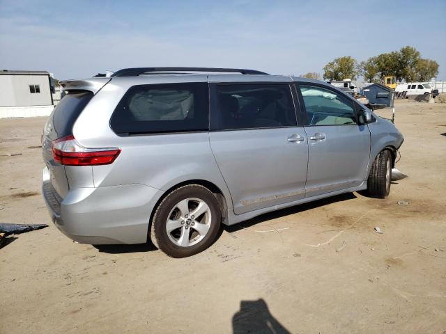 Photo 2 VIN: 5TDKZ3DC6KS988907 - TOYOTA SIENNA LE 