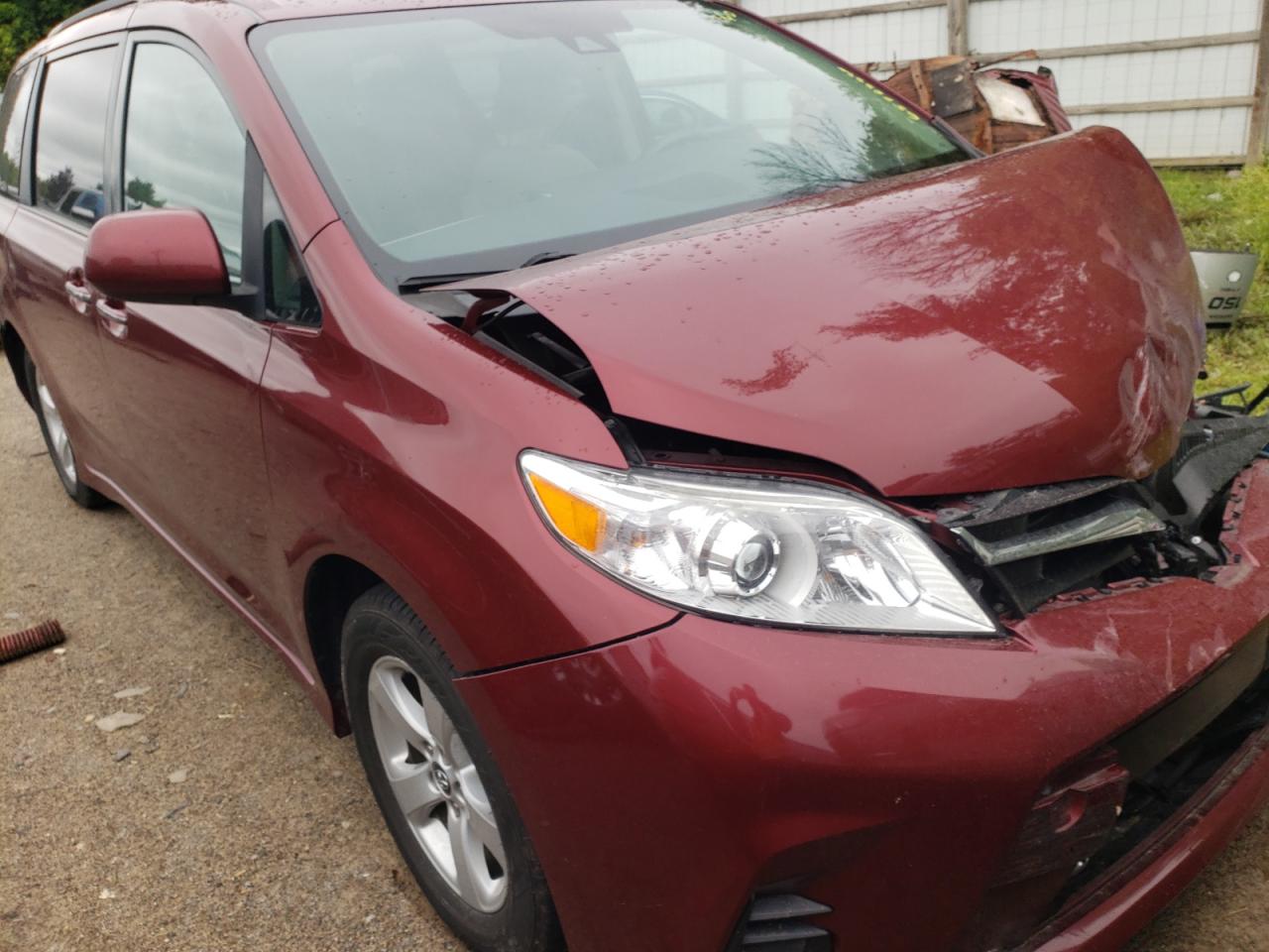 Photo 3 VIN: 5TDKZ3DC6KS990396 - TOYOTA SIENNA 