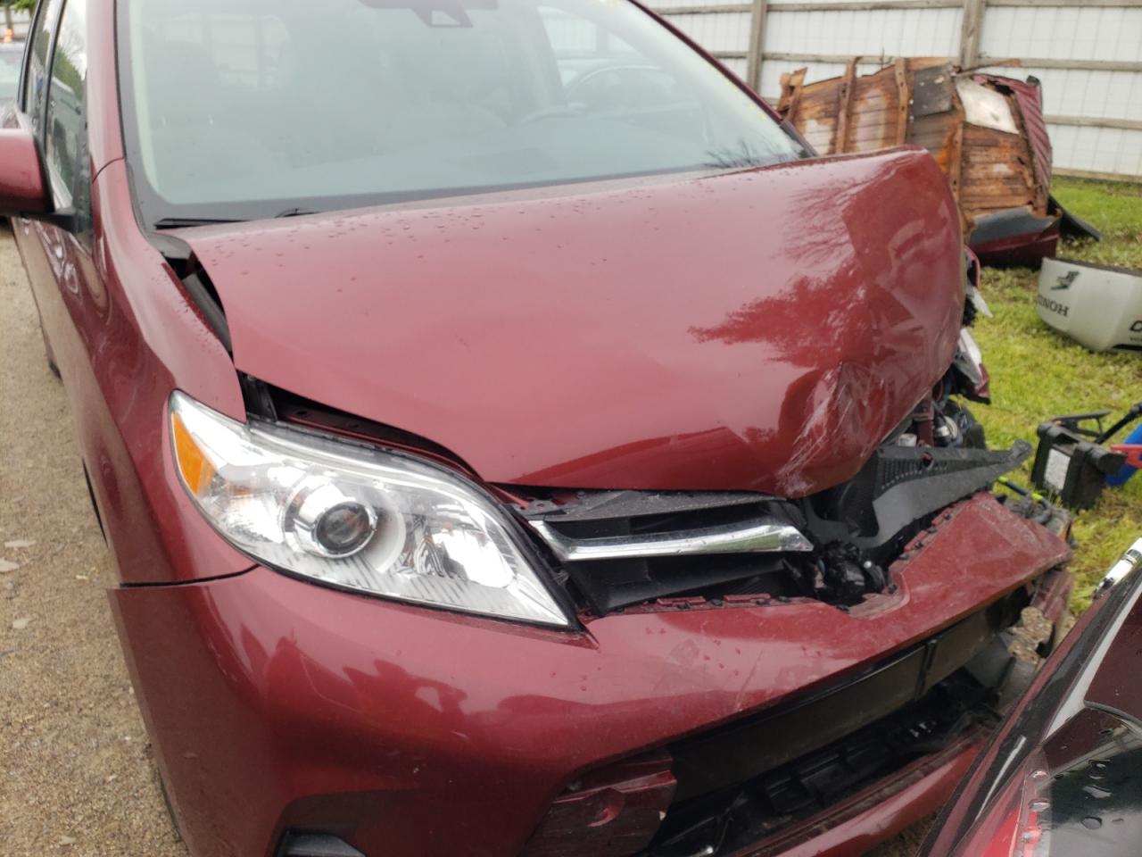 Photo 4 VIN: 5TDKZ3DC6KS990396 - TOYOTA SIENNA 