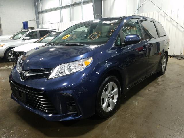 Photo 1 VIN: 5TDKZ3DC6KS993895 - TOYOTA SIENNA LE 