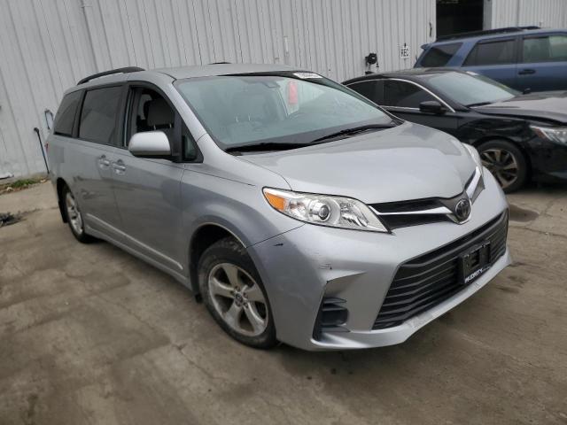 Photo 3 VIN: 5TDKZ3DC6KS994741 - TOYOTA SIENNA LE 