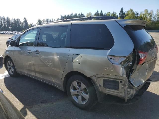 Photo 1 VIN: 5TDKZ3DC7HS814286 - TOYOTA SIENNA LE 