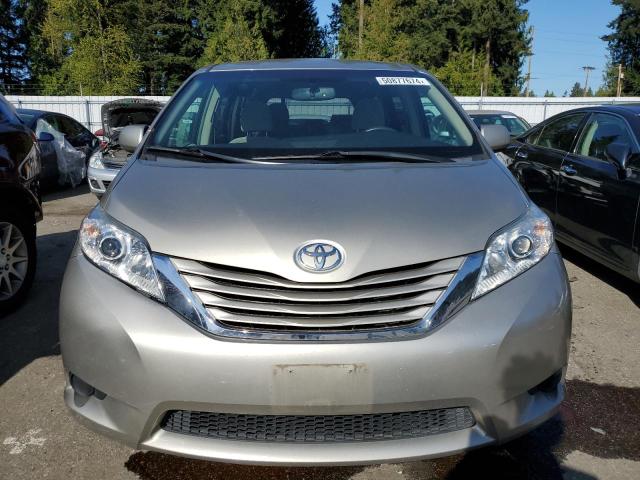 Photo 4 VIN: 5TDKZ3DC7HS814286 - TOYOTA SIENNA LE 