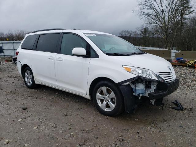 Photo 3 VIN: 5TDKZ3DC7HS817107 - TOYOTA SIENNA LE 