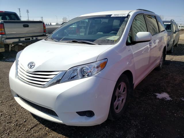 Photo 1 VIN: 5TDKZ3DC7HS818144 - TOYOTA SIENNA LE 