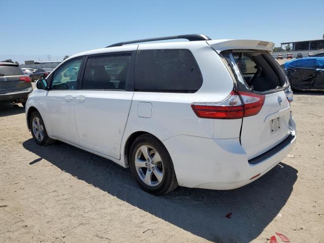 Photo 1 VIN: 5TDKZ3DC7HS818810 - TOYOTA SIENNA LE 