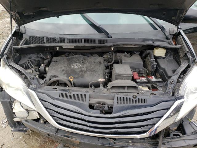 Photo 11 VIN: 5TDKZ3DC7HS830374 - TOYOTA SIENNA LE 