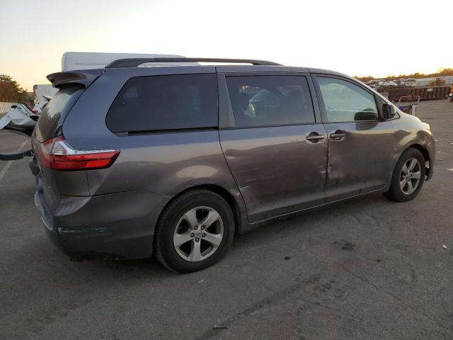 Photo 2 VIN: 5TDKZ3DC7HS844629 - TOYOTA SIENNA LE 