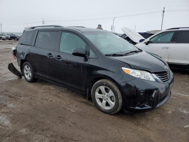 Photo 3 VIN: 5TDKZ3DC7HS888405 - TOYOTA SIENNA LE 