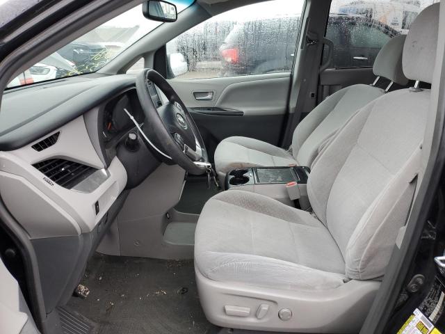 Photo 6 VIN: 5TDKZ3DC7HS888405 - TOYOTA SIENNA LE 