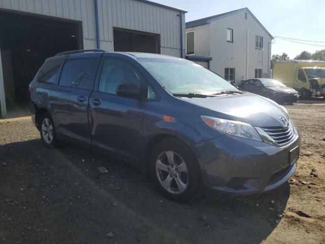 Photo 3 VIN: 5TDKZ3DC7HS891871 - TOYOTA SIENNA LE 