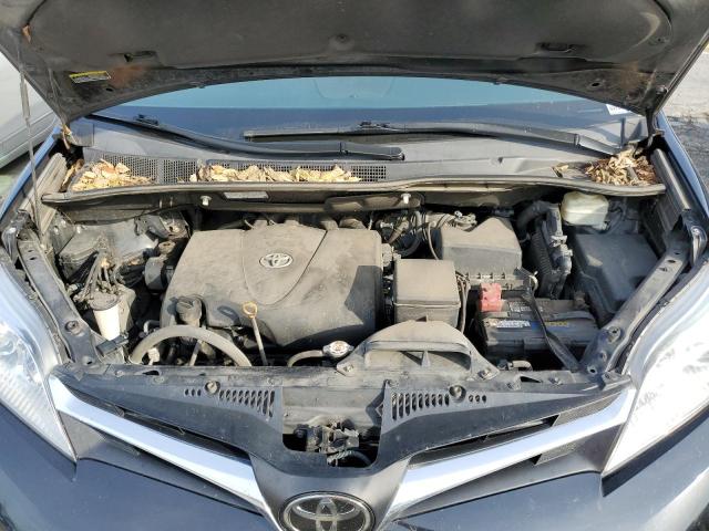 Photo 11 VIN: 5TDKZ3DC7JS921022 - TOYOTA SIENNA 