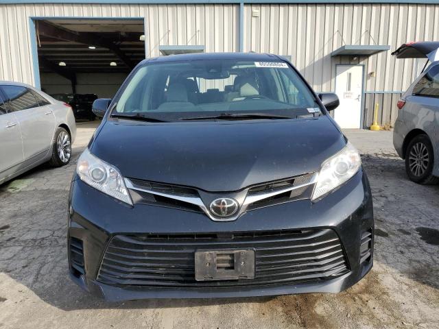 Photo 4 VIN: 5TDKZ3DC7JS921022 - TOYOTA SIENNA 