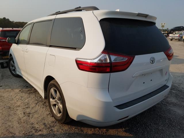 Photo 2 VIN: 5TDKZ3DC7JS936698 - TOYOTA SIENNA LE 