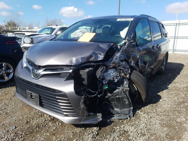 Photo 1 VIN: 5TDKZ3DC7KS016412 - TOYOTA SIENNA LE 