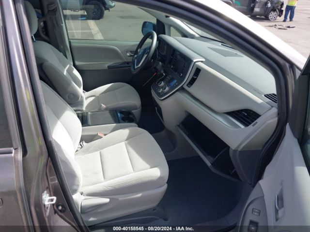 Photo 4 VIN: 5TDKZ3DC7LS076868 - TOYOTA SIENNA 