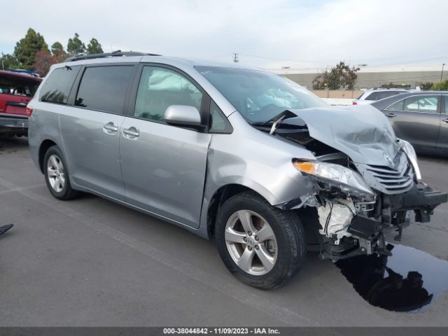 Photo 0 VIN: 5TDKZ3DC8HS767656 - TOYOTA SIENNA 