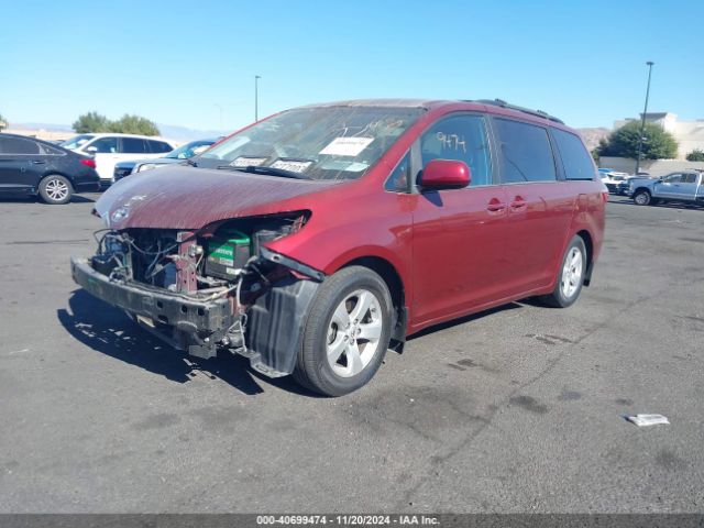 Photo 1 VIN: 5TDKZ3DC8HS786756 - TOYOTA SIENNA 