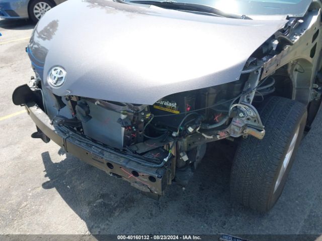 Photo 5 VIN: 5TDKZ3DC8HS833042 - TOYOTA SIENNA 