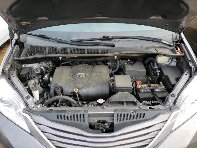 Photo 11 VIN: 5TDKZ3DC8HS873668 - TOYOTA SIENNA LE 