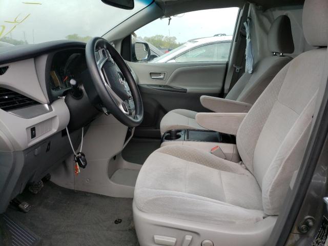 Photo 6 VIN: 5TDKZ3DC8HS873668 - TOYOTA SIENNA LE 