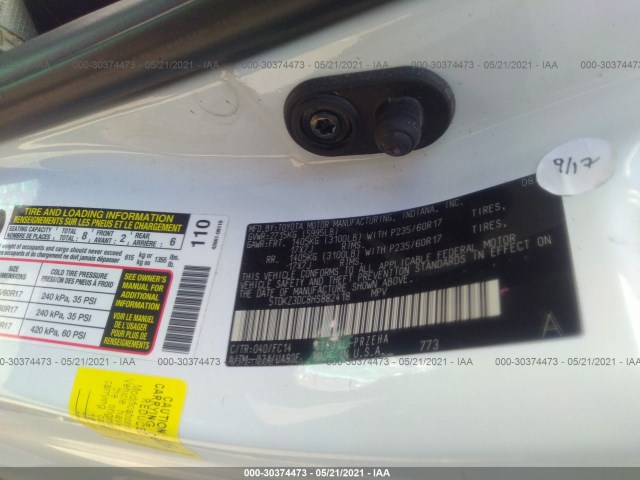 Photo 8 VIN: 5TDKZ3DC8HS882418 - TOYOTA SIENNA 