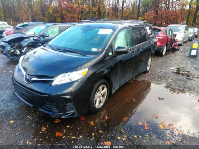 Photo 1 VIN: 5TDKZ3DC8JS906299 - TOYOTA SIENNA 