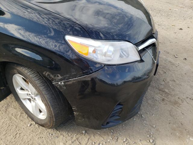 Photo 8 VIN: 5TDKZ3DC8JS907761 - TOYOTA SIENNA LE 