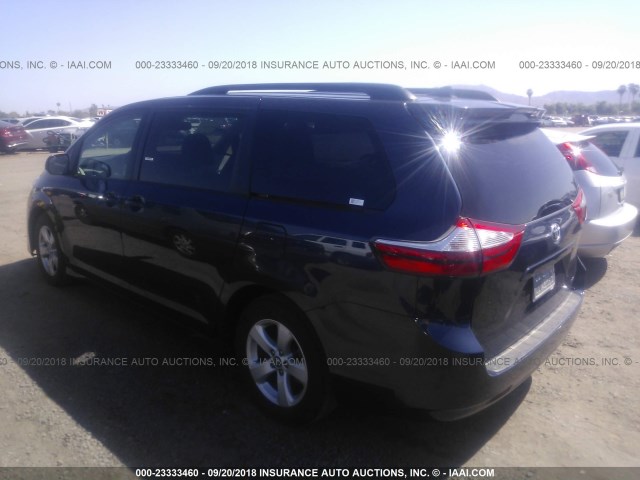 Photo 2 VIN: 5TDKZ3DC8JS909350 - TOYOTA SIENNA 