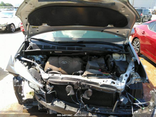 Photo 9 VIN: 5TDKZ3DC8JS924849 - TOYOTA SIENNA 