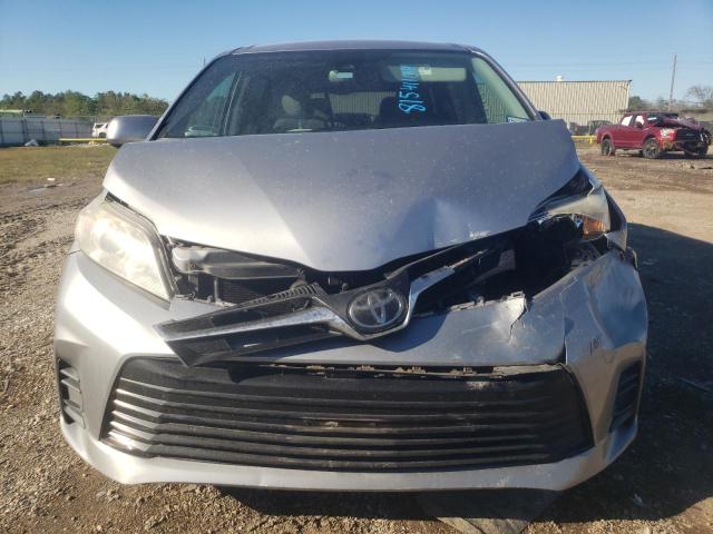 Photo 4 VIN: 5TDKZ3DC8JS927766 - TOYOTA SIENNA LE 