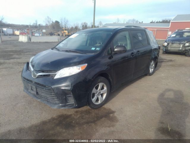 Photo 1 VIN: 5TDKZ3DC8JS930957 - TOYOTA SIENNA 