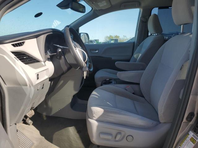 Photo 6 VIN: 5TDKZ3DC8JS938900 - TOYOTA SIENNA LE 