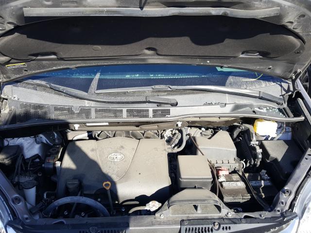 Photo 6 VIN: 5TDKZ3DC8JS964199 - TOYOTA SIENNA LE 