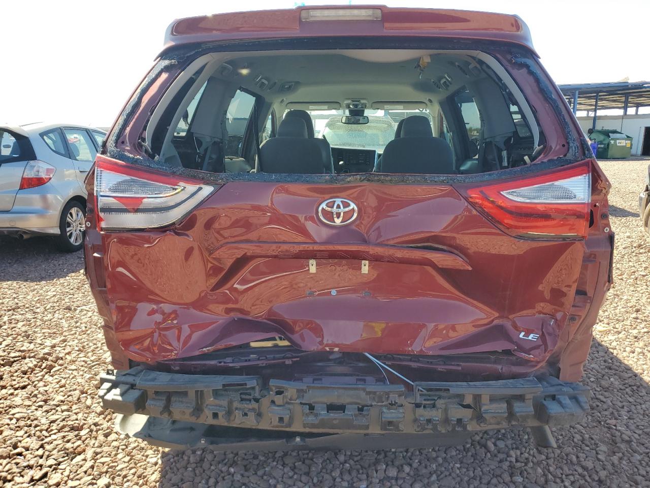 Photo 5 VIN: 5TDKZ3DC8KS010506 - TOYOTA SIENNA 