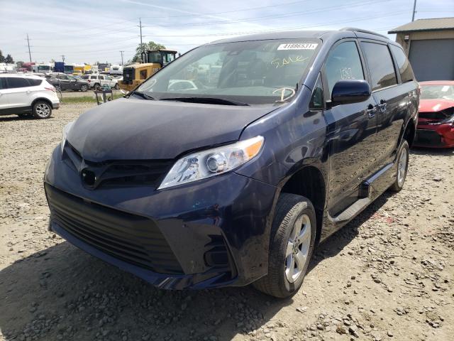 Photo 1 VIN: 5TDKZ3DC8KS011705 - TOYOTA SIENNA LE 