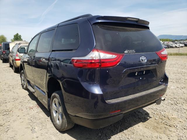 Photo 2 VIN: 5TDKZ3DC8KS011705 - TOYOTA SIENNA LE 