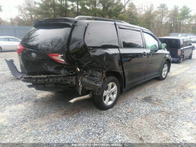 Photo 3 VIN: 5TDKZ3DC8KS969971 - TOYOTA SIENNA 