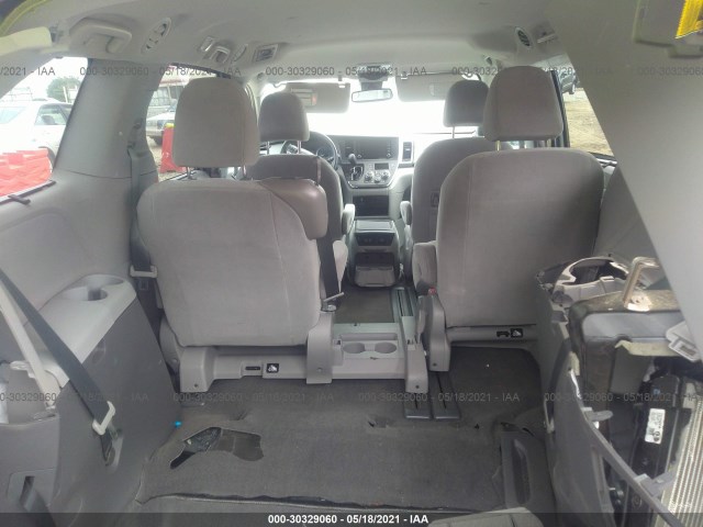 Photo 5 VIN: 5TDKZ3DC8KS976371 - TOYOTA SIENNA 