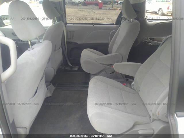 Photo 7 VIN: 5TDKZ3DC8KS976371 - TOYOTA SIENNA 