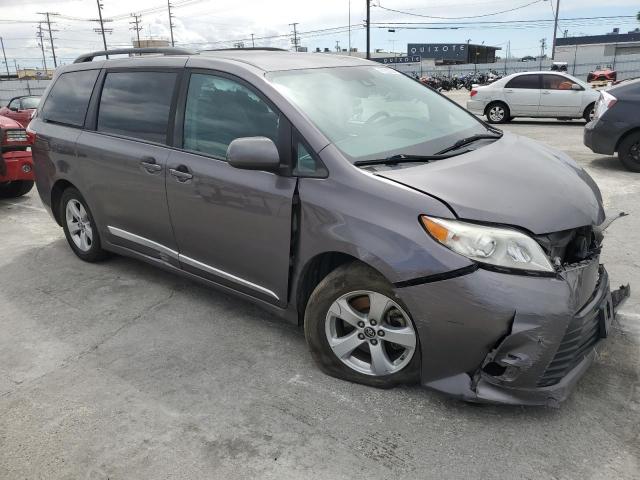 Photo 3 VIN: 5TDKZ3DC8KS995616 - TOYOTA SIENNA LE 