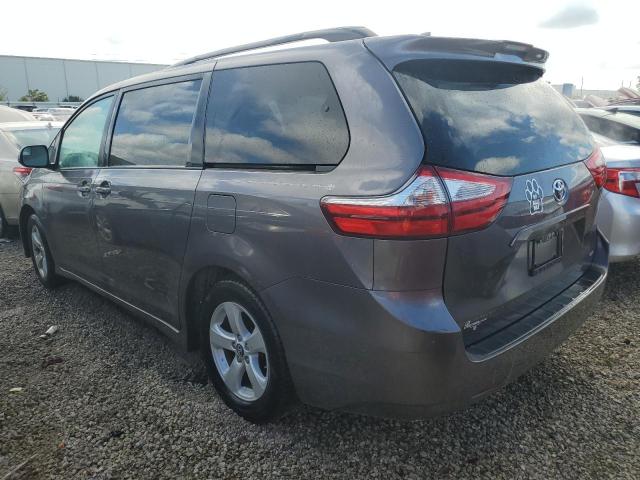 Photo 2 VIN: 5TDKZ3DC8KS997351 - TOYOTA SIENNA LE 