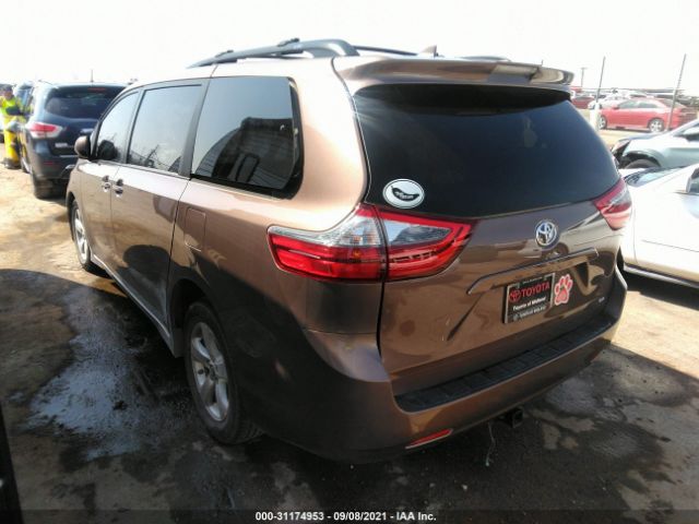 Photo 2 VIN: 5TDKZ3DC8LS042129 - TOYOTA SIENNA 